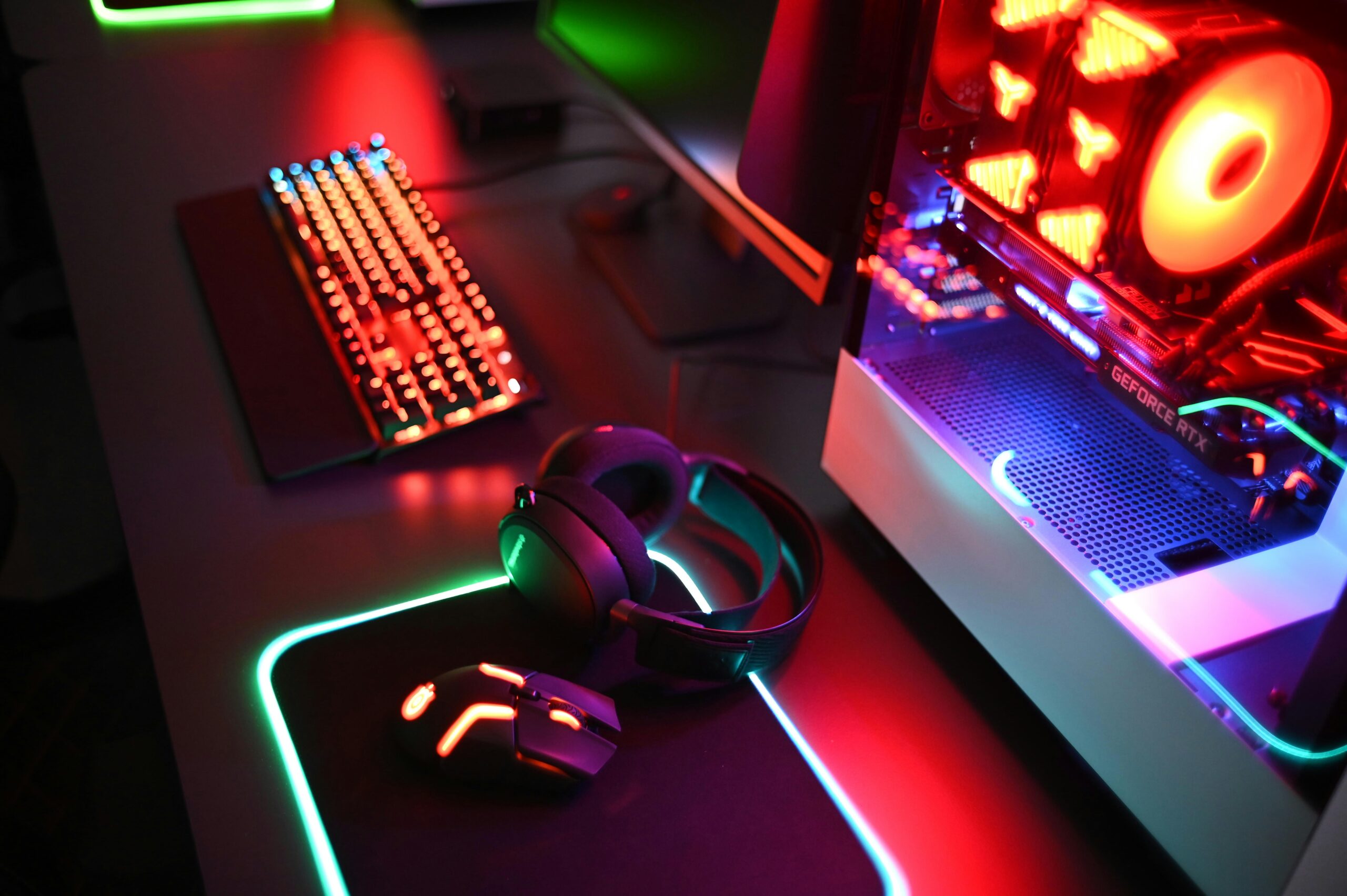 PC Gamer Completo: Intel Core i7, Configurações de Memória e Armazenamento